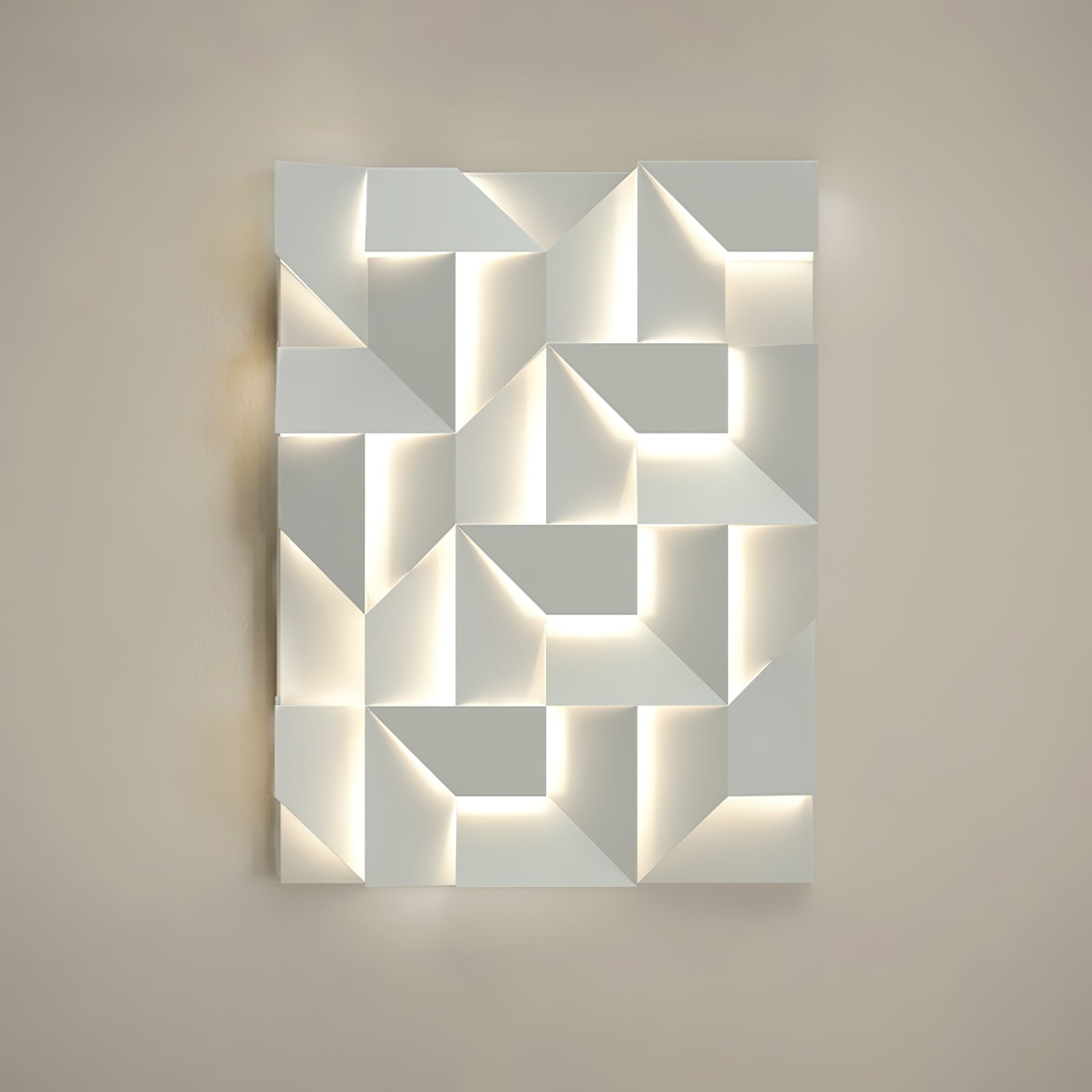 Shadows Wall Lamp