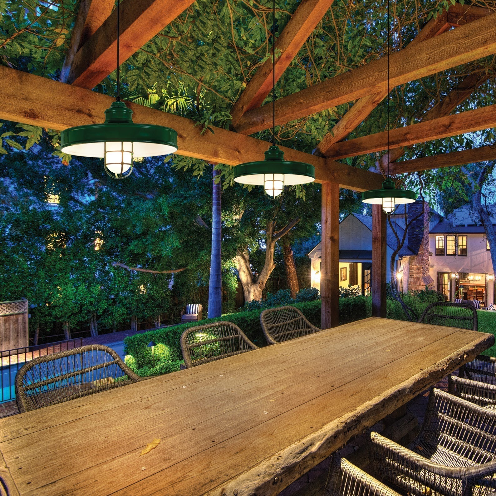 Nostalgia Outdoor Pendant Light