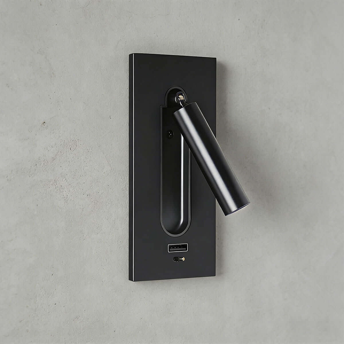 Vylor Wall Light