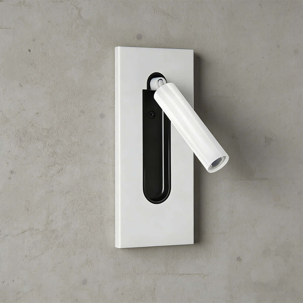 Vylor Wall Light