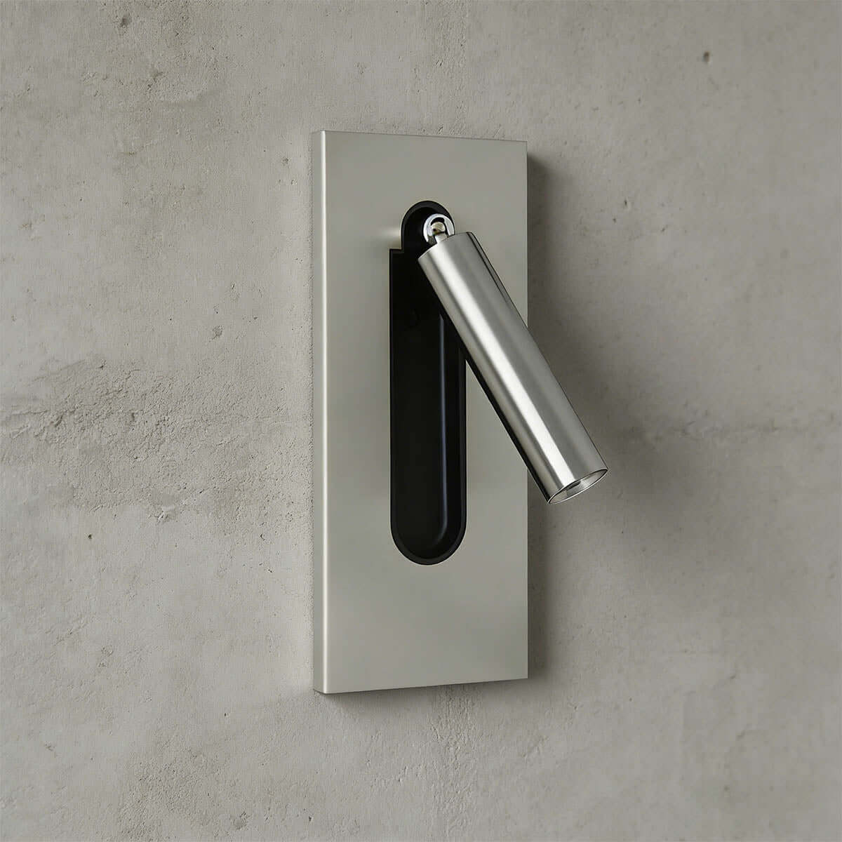 Vylor Wall Light