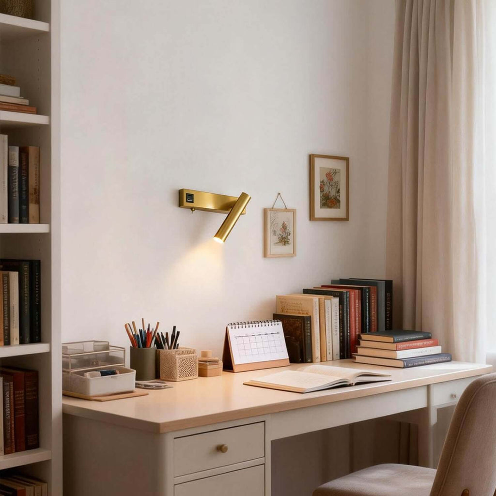 Vynex Wall Light