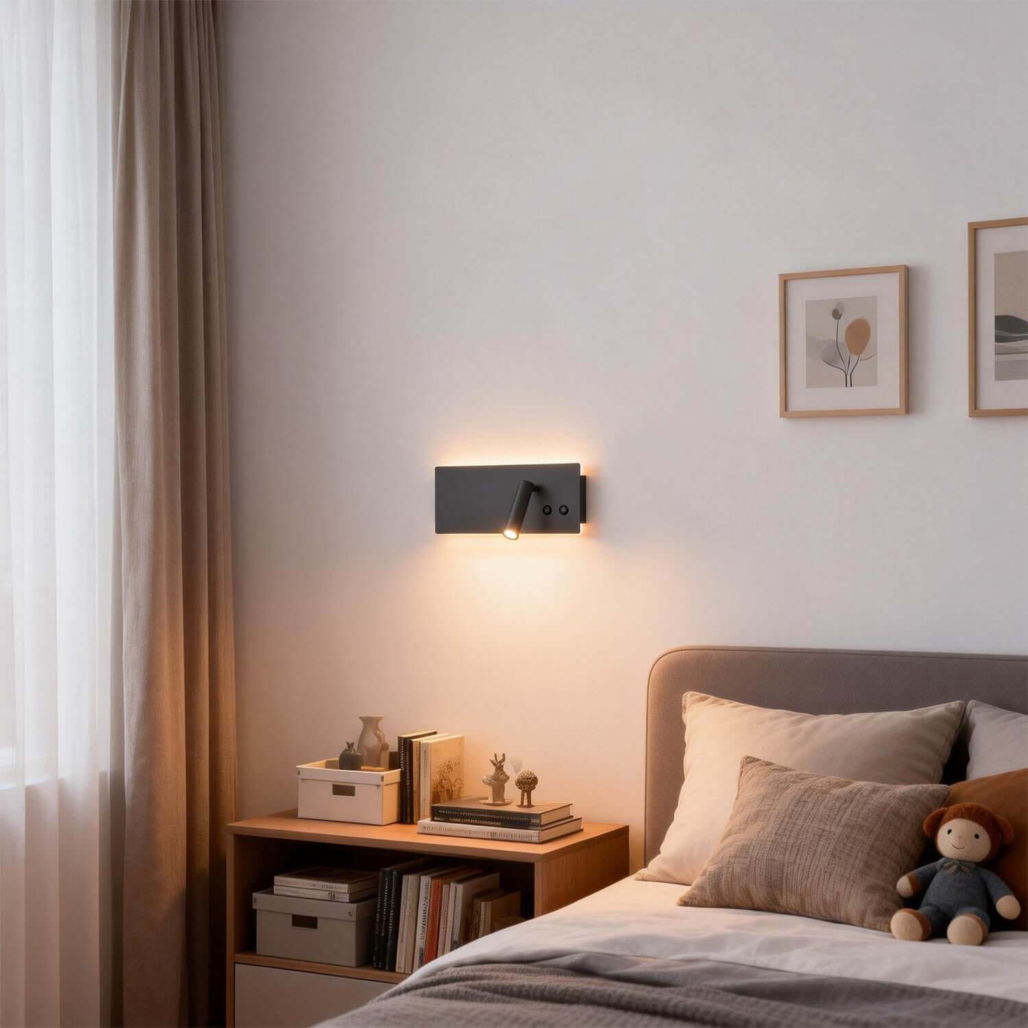 Vynor Wall Light