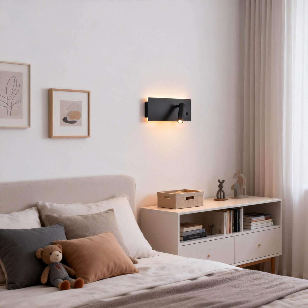 Vynor Wall Light