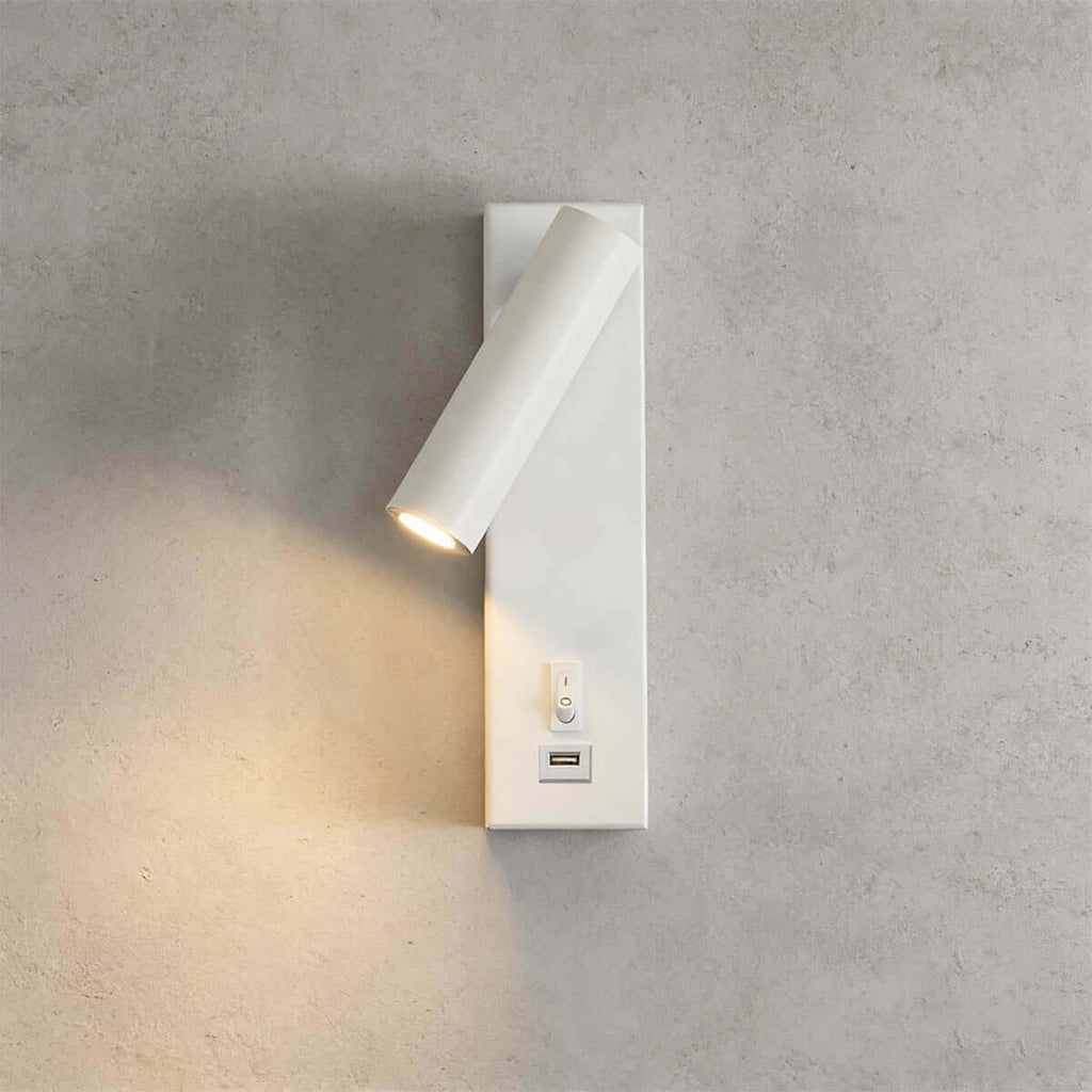 Yorva Wall Lamp Style C