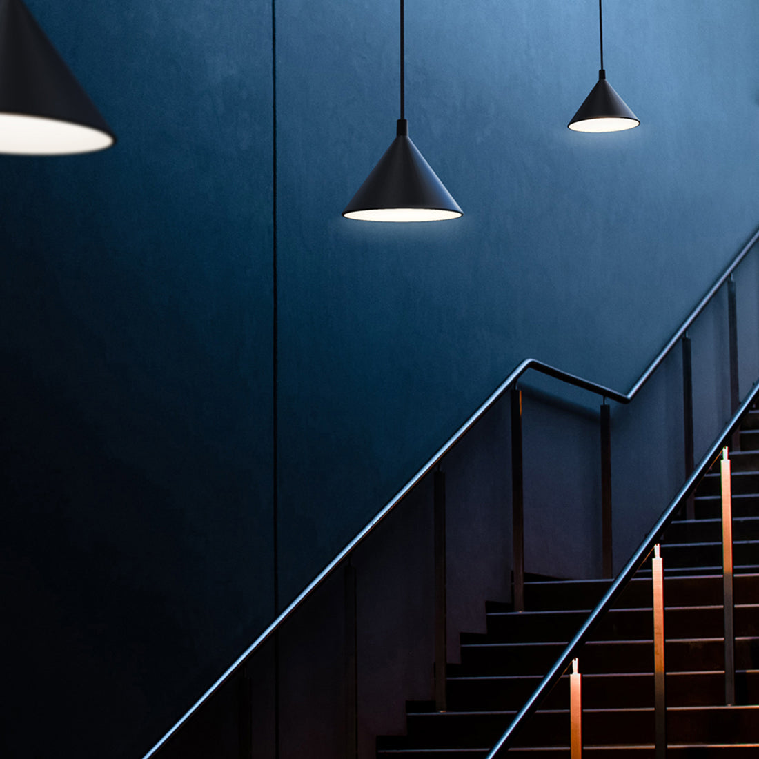 Lumo Pendant Light